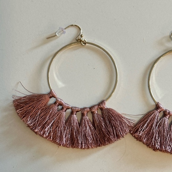 Wilde Carnation Hoops in Mauve - Picture 6 of 6